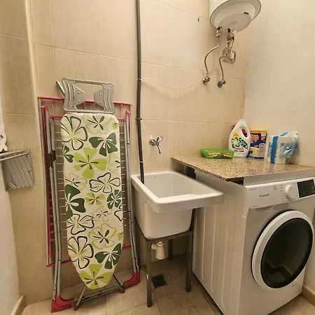 Esmeralda Sunny Relax Lägenhet *